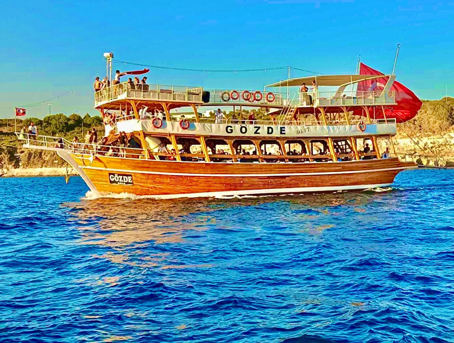 Gözde gallery image 2
